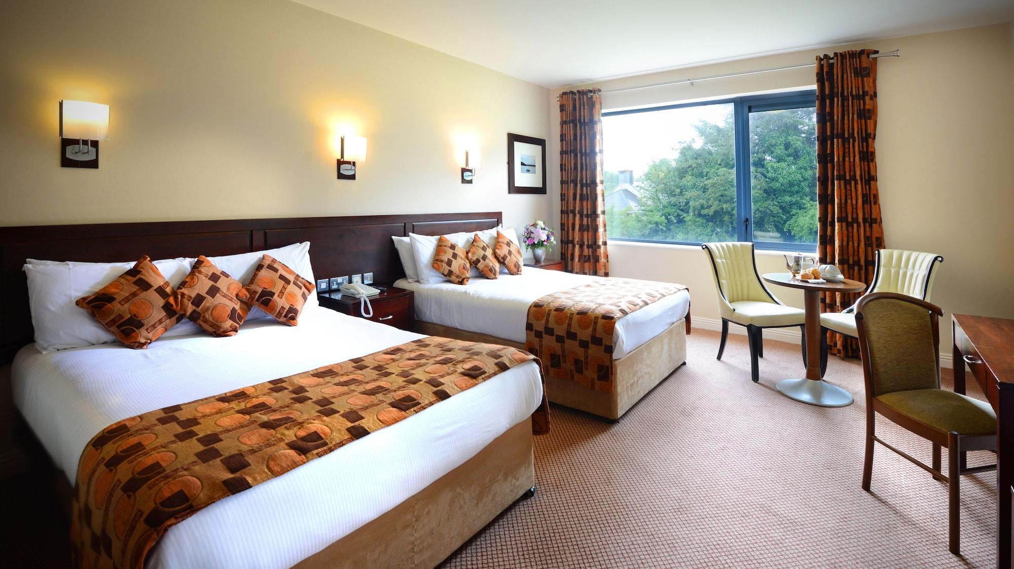 Kiltimagh Park Hotel Dış mekan fotoğraf